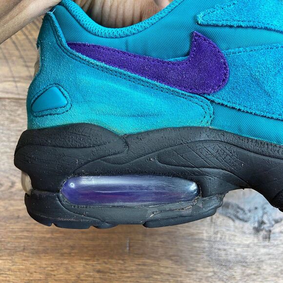 Nike Air Max2 9 Light Reverse Grape athetic workout retro sneaker main image 5